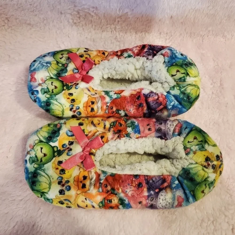 GIRLS fleece Slip on Shopkins Hello Kitty slippers 8/8.5